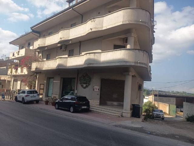 Appartamento in vendita a Calabria, Reggio Calabria