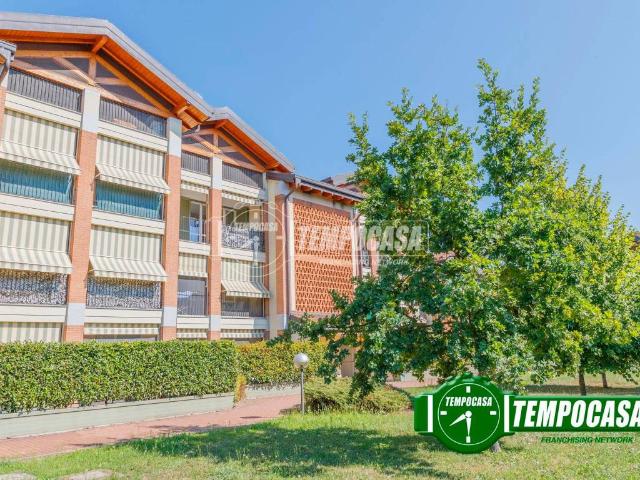 Appartamento in vendita a Cascina Confaloniera, Rosate