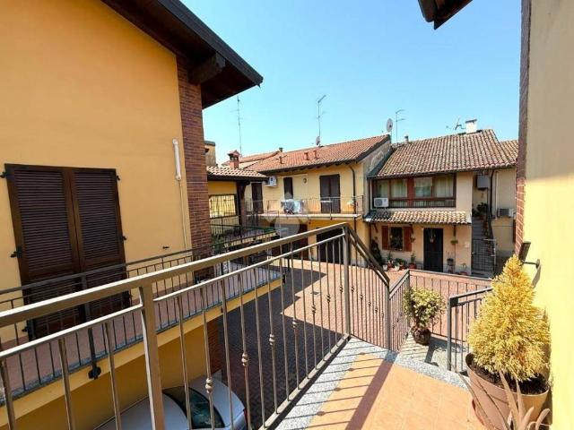 Appartamento in vendita a Unione dei Comuni I Fontanili, Rosate