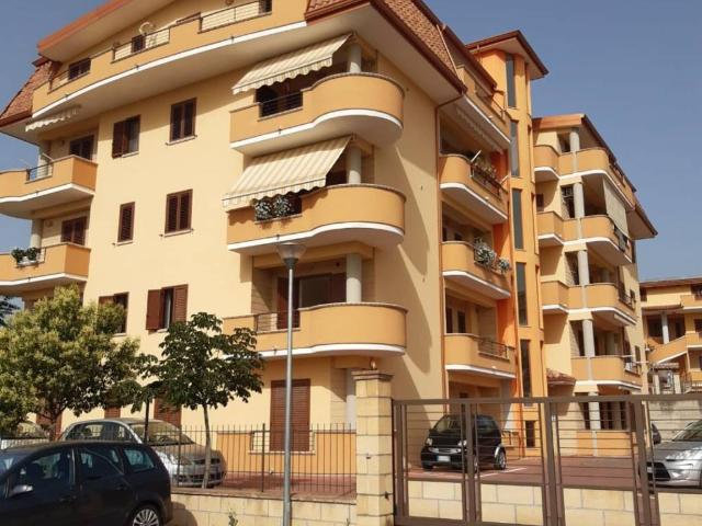 Appartamento in vendita a Calabria, Cosenza