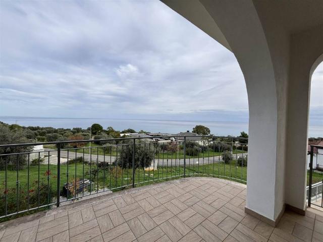 Appartamento in vendita a Calabria, Cosenza