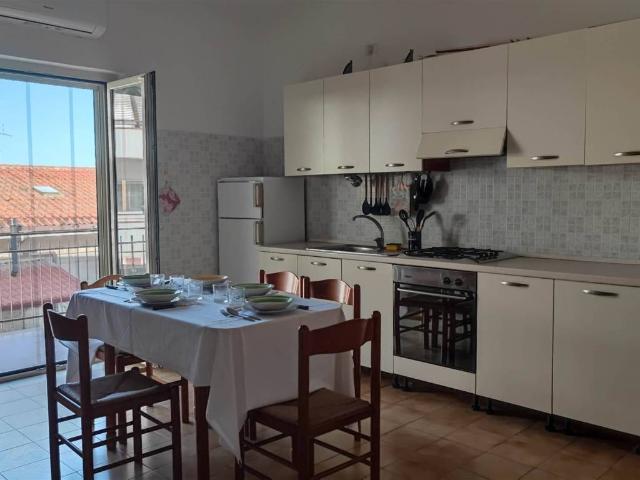 Appartamento in vendita a Marina di Roseto Capo Spulico, Calabria