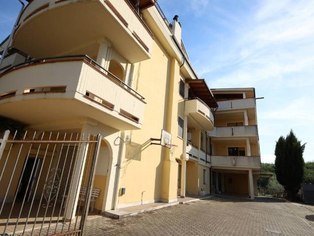 Appartamento in vendita a Belsito, Roseto Degli Abruzzi