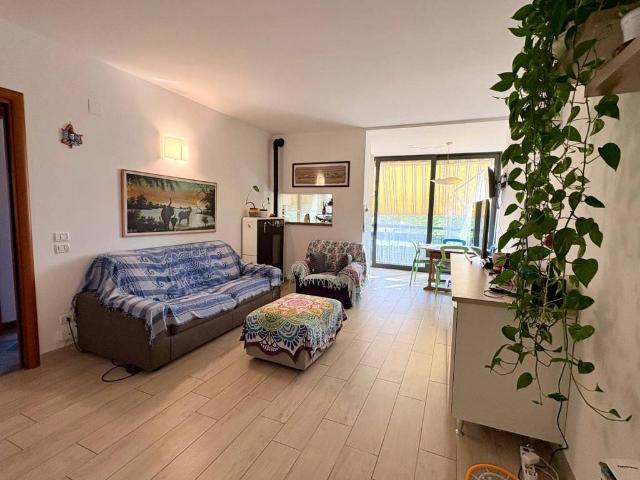 Appartamento in vendita a Roseto Degli Abruzzi, Abruzzo