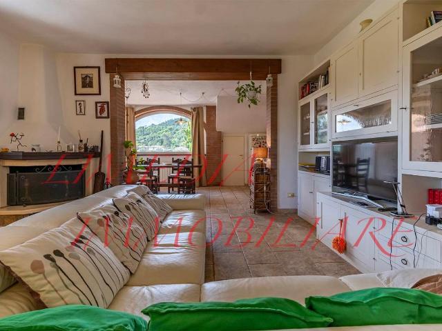 Appartamento in vendita a Rosignano Marittimo, Toscana