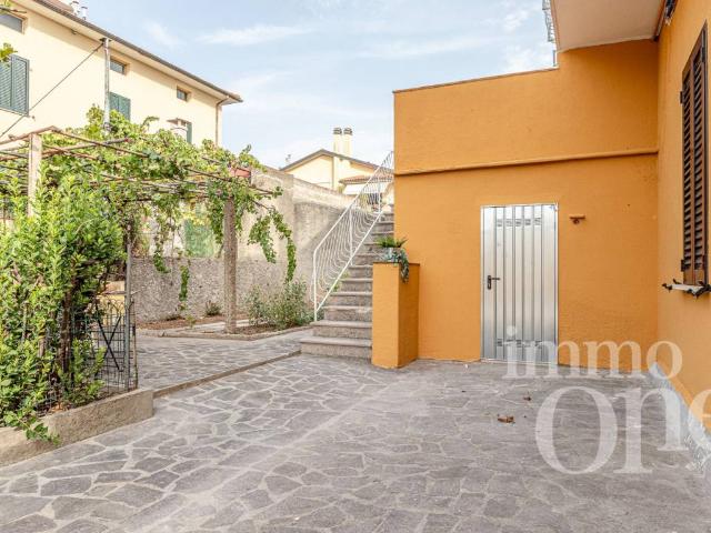 Appartamento in vendita a Il Fondino, Rosignano Marittimo