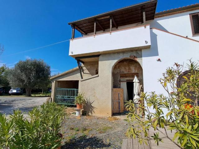 Appartamento in vendita a Rosignano Marittimo, Toscana
