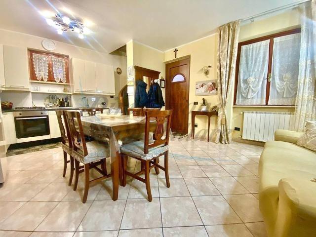 Appartamento in vendita a Rosignano Marittimo, Toscana