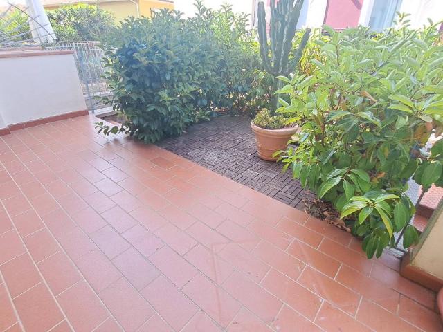 Appartamento in vendita a Il Fondino, Rosignano Marittimo