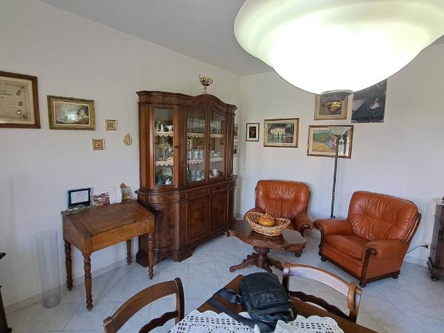 Appartamento in vendita a Il Fondino, Rosignano Marittimo