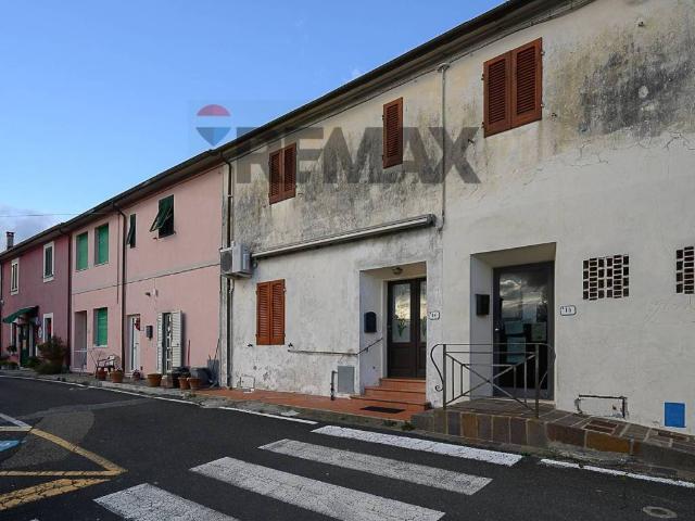 Appartamento in vendita a Rosignano Marittimo, Toscana