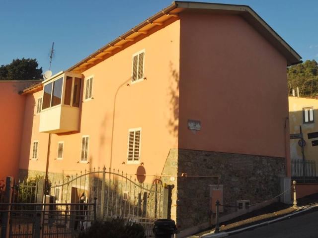 Appartamento in vendita a Rosignano Marittimo, Toscana