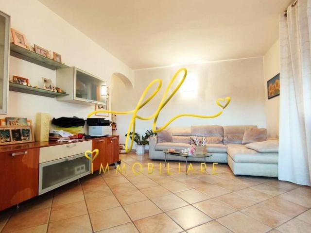 Appartamento in vendita a Rosignano Marittimo, Toscana