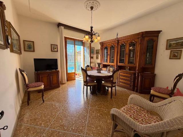 Appartamento in vendita a Rosignano Marittimo, Toscana