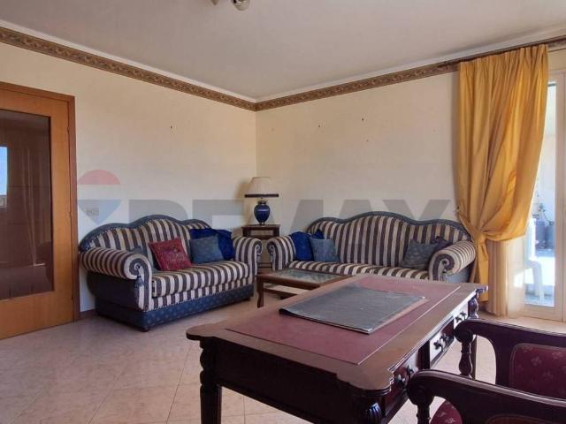 Appartamento in vendita a Rosolini, Sicilia