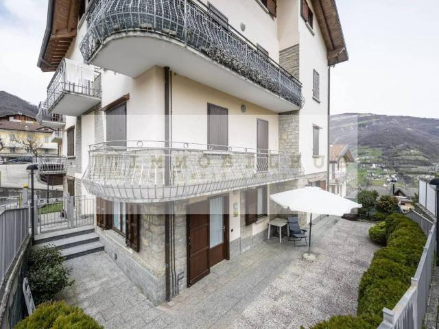 Appartamento in vendita a Rota D'imagna, Lombardia