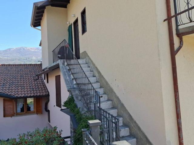 Appartamento in vendita a Calchera, Rota D'imagna