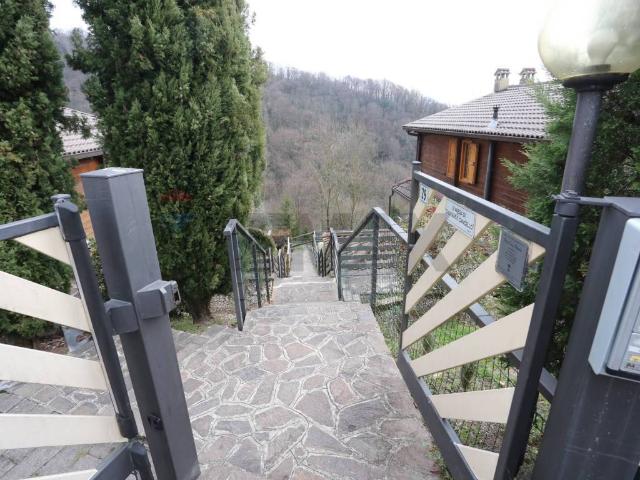 Appartamento in vendita a Rota D'imagna, Lombardia