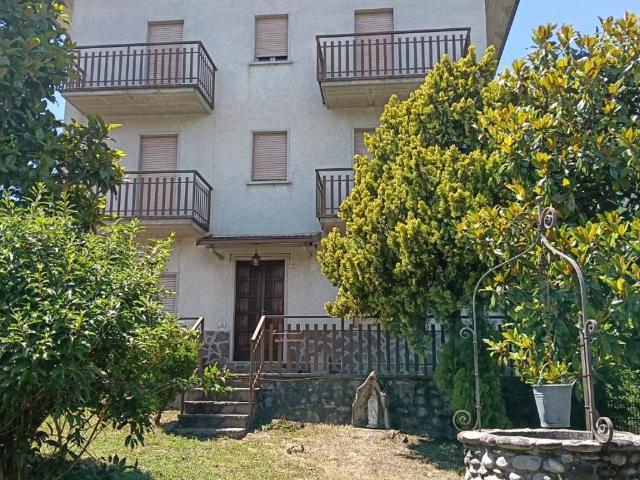 Appartamento in vendita a Carosso, Rota D'imagna