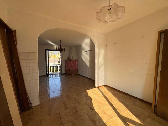 Appartamento in vendita a Rota D'imagna, Lombardia