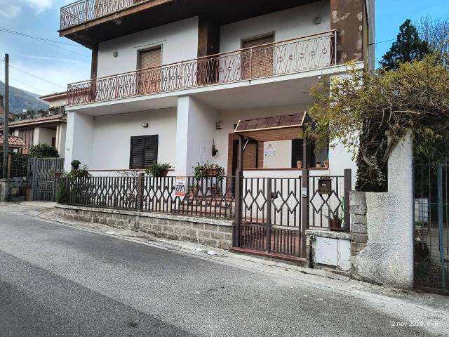 Appartamento in vendita a Rotondi, Campania