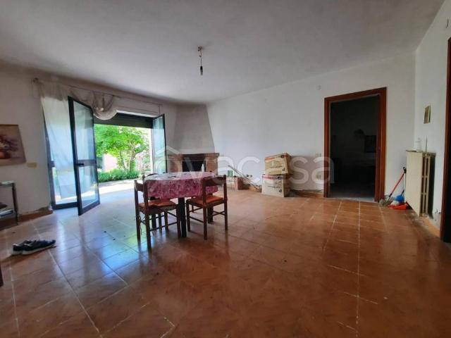 Villa Indipendente in vendita a Rotondi, Campania