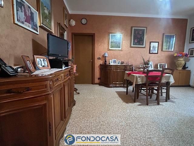 Appartamento in vendita a Villaggio Famiglia, Rovato
