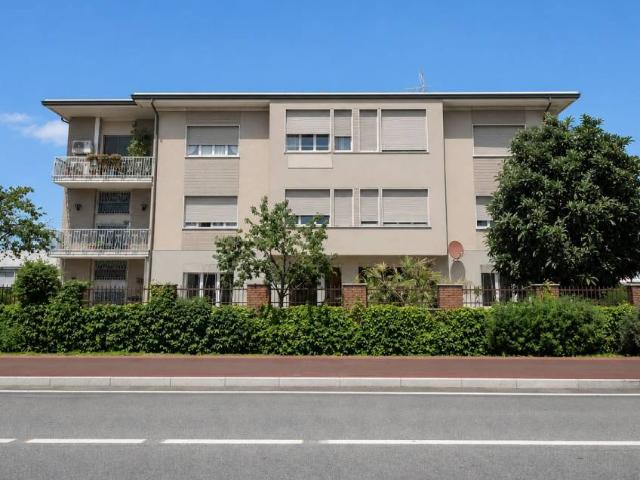 Appartamento in vendita a Villaggio Famiglia, Rovato