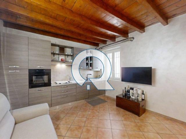 Appartamento in vendita a Rovellasca, Como