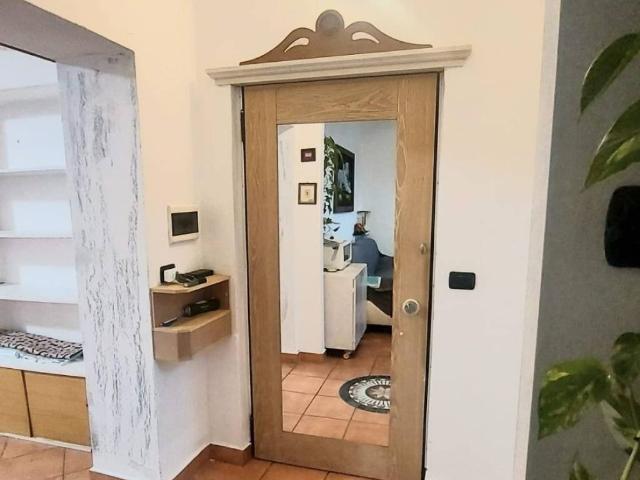 Appartamento in vendita a Rovellasca, Como