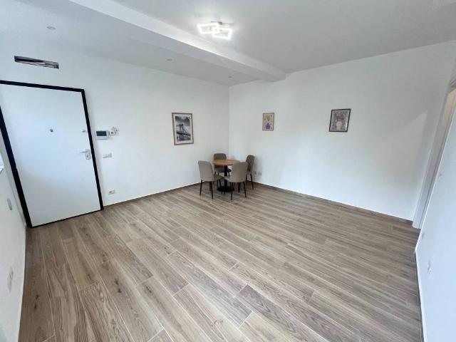 Appartamento in vendita a Rovellasca, Como