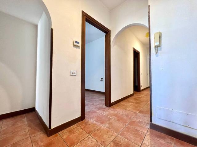 Appartamento in vendita a Rovello Porro, Lombardia