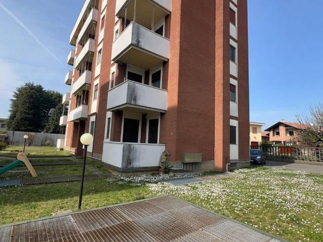 Appartamento in vendita a Rovello Porro, Lombardia