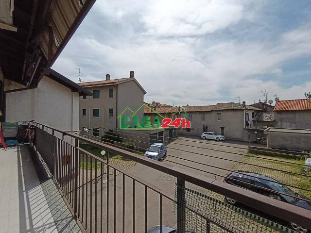 Appartamento in vendita a Rovello Porro, Lombardia