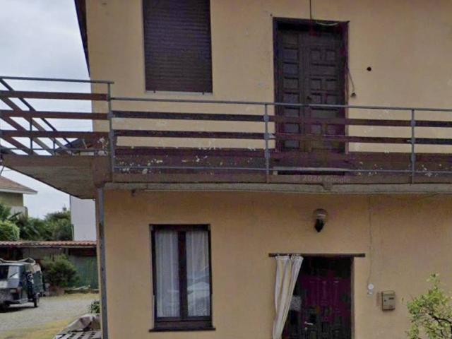 Appartamento in vendita a Rovello Porro, Como