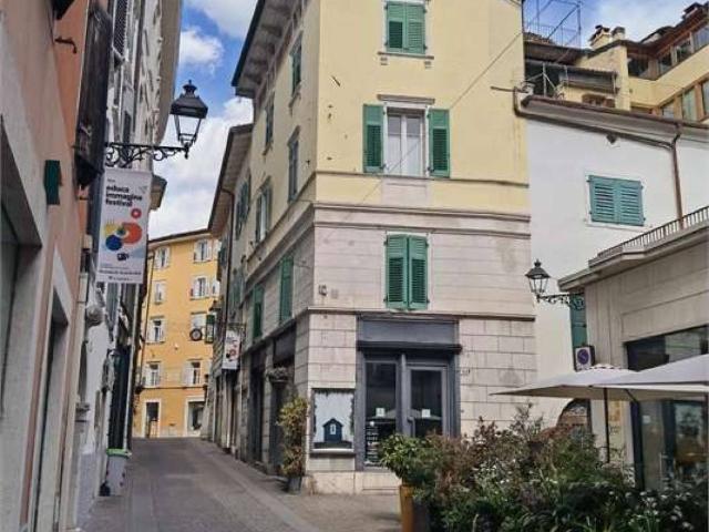 Appartamento in vendita a Comunità della Vallagarina, Borgo Sacco