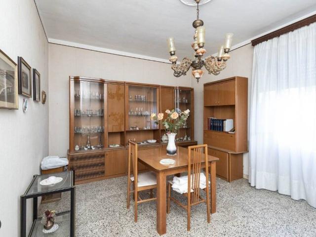 Appartamento in vendita a San Giorgio, Rovereto