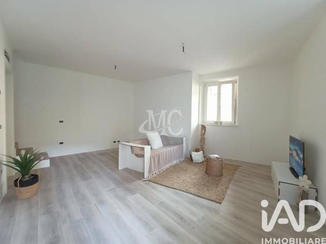 Appartamento in vendita a Comunità della Vallagarina, Borgo Sacco
