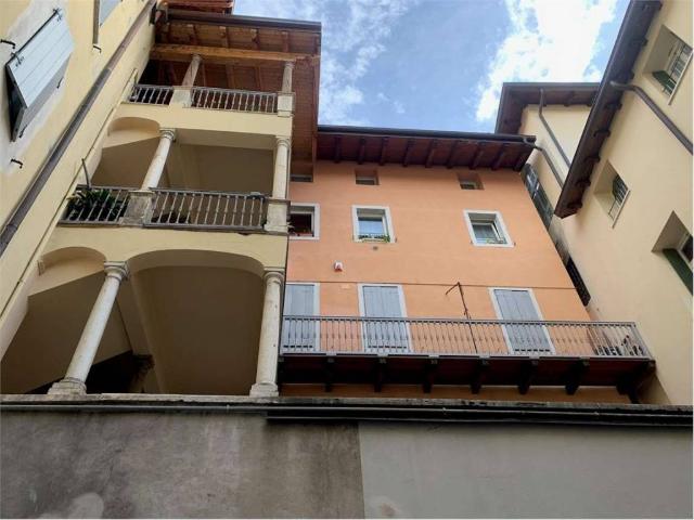 Appartamento in vendita a Comunità della Vallagarina, Borgo Sacco