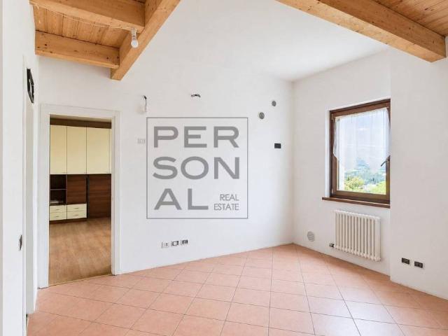 Appartamento in vendita a Comunità della Vallagarina, Borgo Sacco