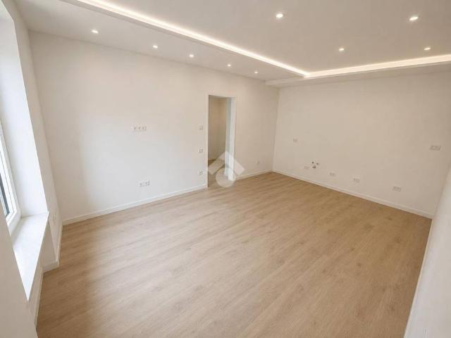 Appartamento in vendita a Comunità della Vallagarina, Borgo Sacco