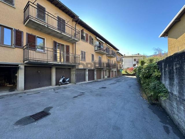 Appartamento in vendita a Rovetta, Lombardia