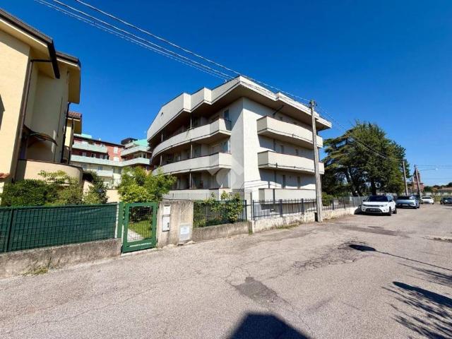 Appartamento in vendita a Rovigo, Veneto