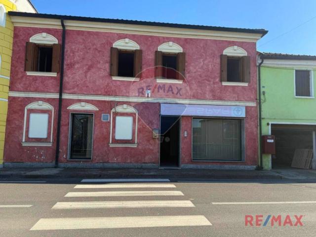 Appartamento in vendita a Commenda, Rovigo