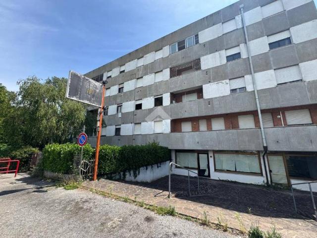 Appartamento in vendita a Rovigo, Veneto