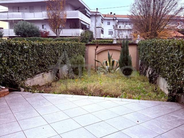 Appartamento in vendita a Rovigo, Veneto