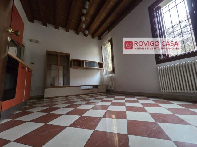 Appartamento in vendita a Commenda, Rovigo