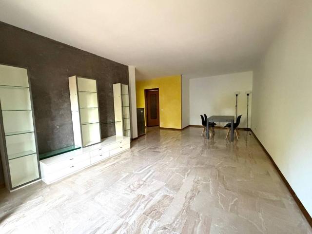 Appartamento in vendita a Rovigo, Veneto