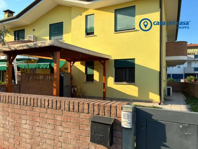 Appartamento in vendita a Rovigo, Veneto