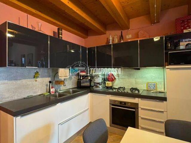 Appartamento in vendita a Rovigo, Veneto